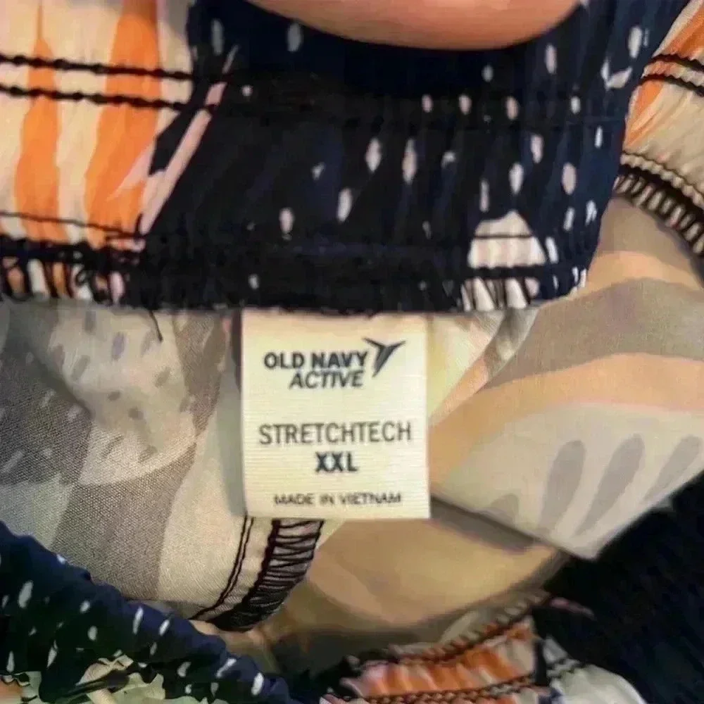 Old Navy Active Stretchtech Shorts NWOT